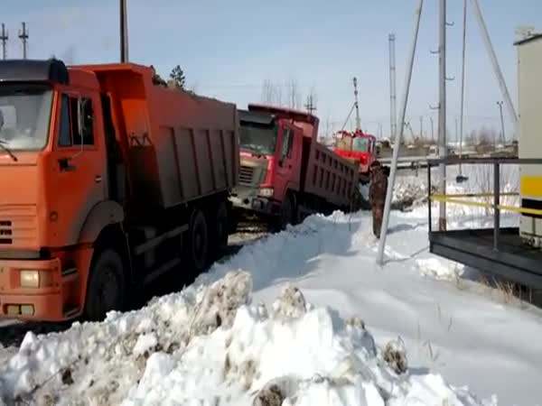 Ruský vs. čínský náklaďák