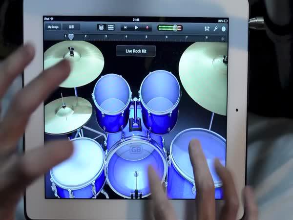     Drum solo na iPadu    