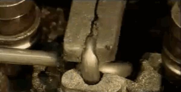     GALERIE – Jak se co vyrábí    