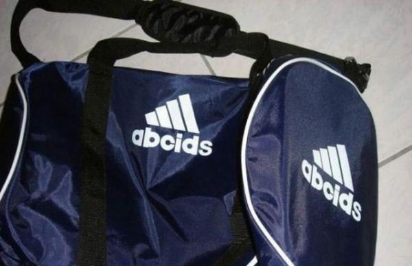       GALERIE – Nejlepší čínské padělky      