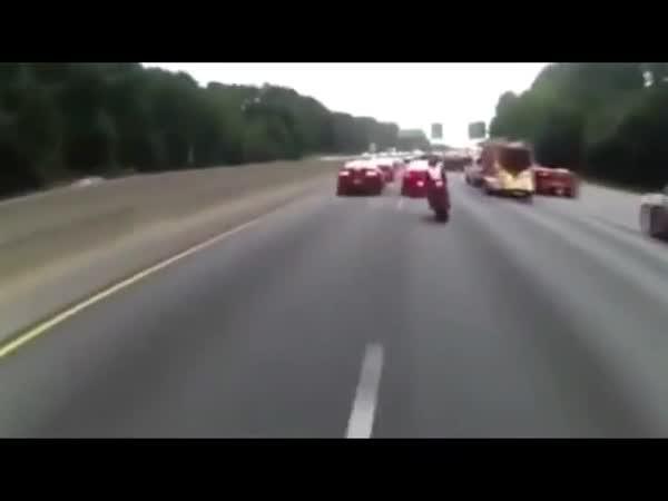 Nehoda motorky na dálnici