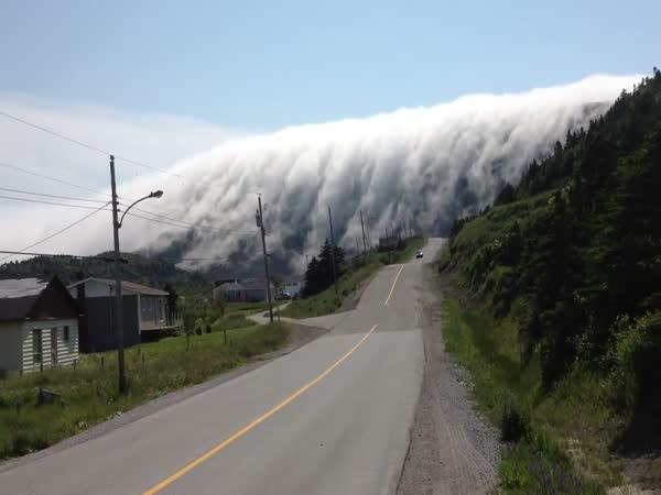 Podivná mlha v Kanadě