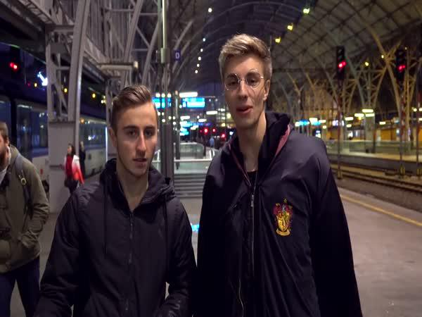   Harry Potter na nádraží    