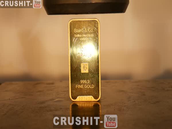     Když se do lisu dá zlatá cihla za milion    