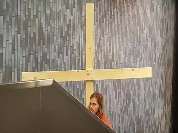 Ježíš na eskalátorech