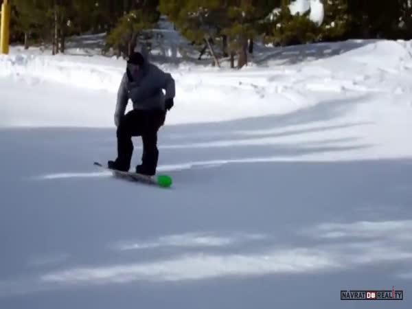       Epic Ski Stunts    