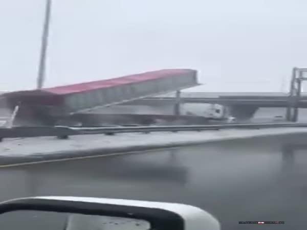 Střet s mostem v Kanadě