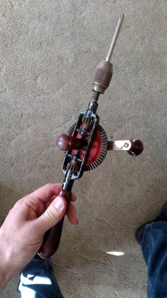       GALERIE - Lidé, kteří si umí poradit se vším      