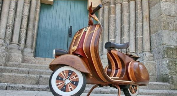     GALERIE – Klasická dřevěná vespa     