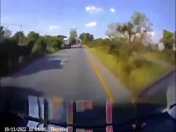     Nešťastná nehoda na silnici    