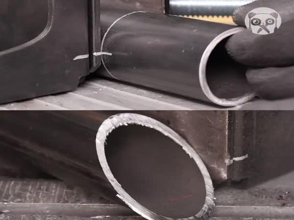     Spojování a ohýbání ocelových profilů    