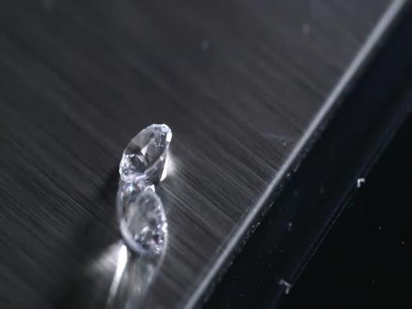     Výroba diamantů    