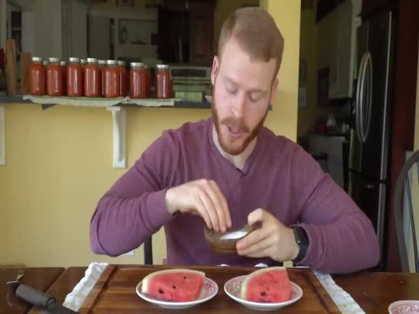       Proč je osolené ovoce lepší a sladší?      