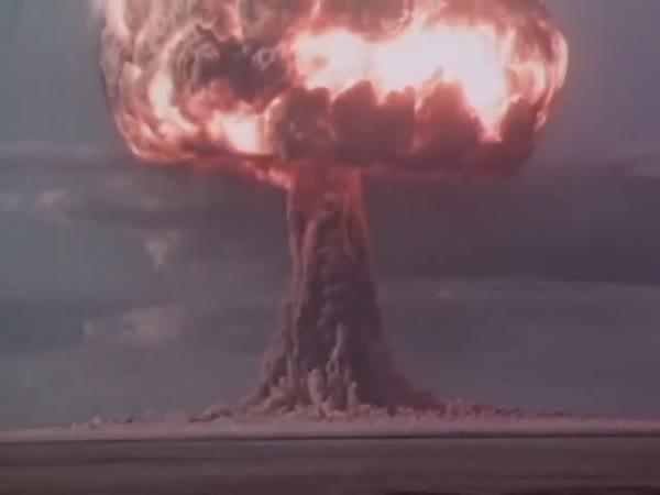     5 velkých jaderných testů  