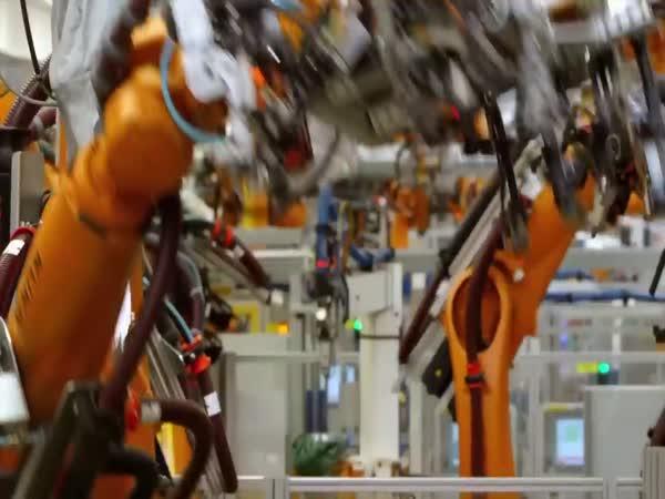       TOP 5 – Robot zabil člověka      