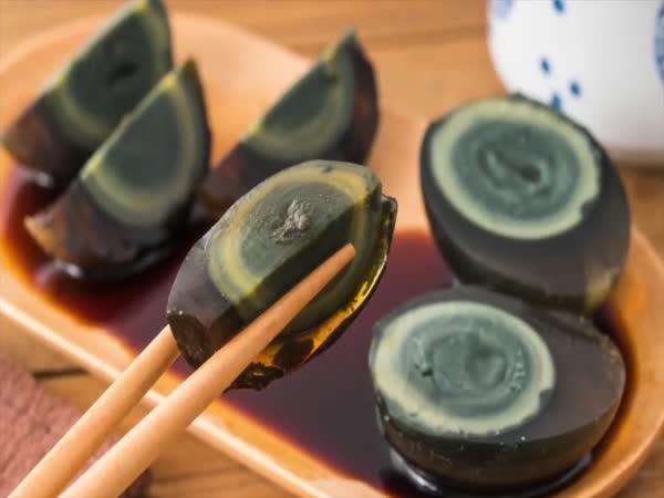       TOP 5 – Nejšílenější čínská jídla      