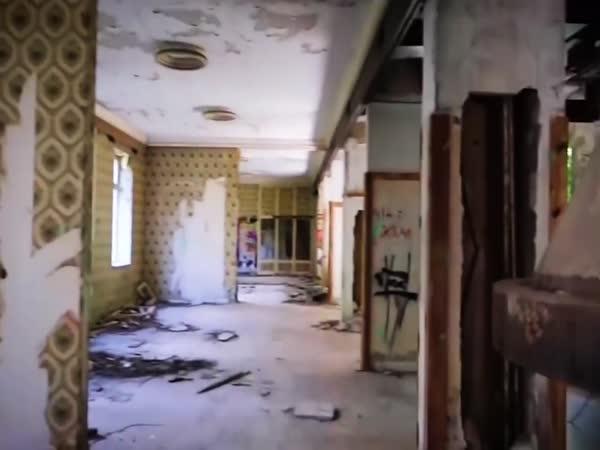       TOP 10 – Nejdivnější opuštěné hotely      