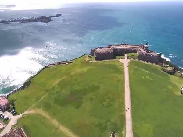       TOP 10 – Nejkrásnější hrady světa      