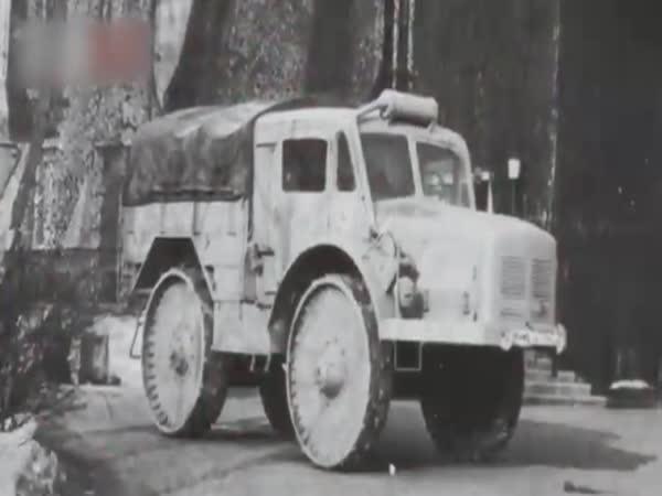     6 terénních vozidel 2. světové války  