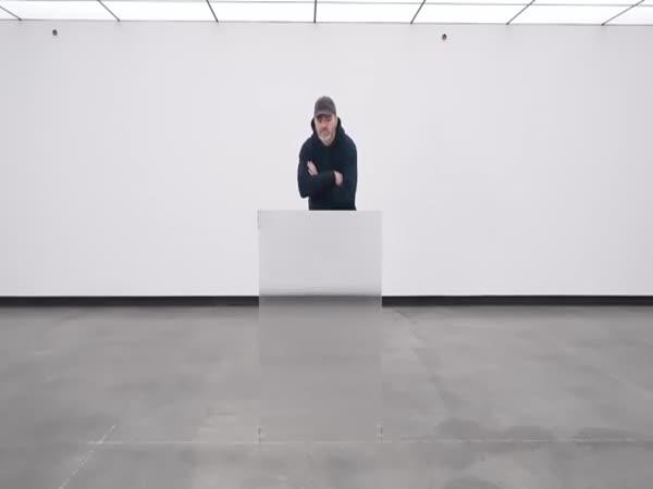     Čínský neviditelný vojenský oblek  